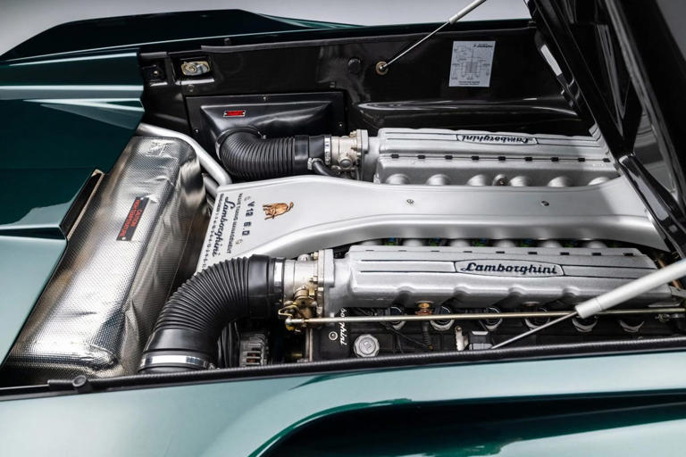 موتور لامبورگینی دیابلو